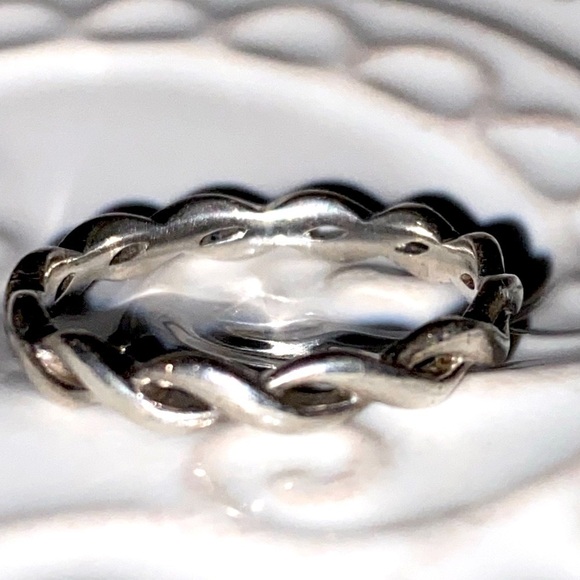 Twisted Rope Sterling Silver Band Ring Vintage Stackable Size 7 Beauty - Picture 7 of 15